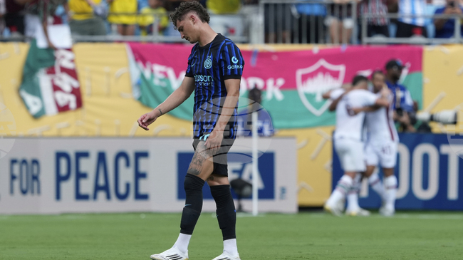 Нападателят на Интер Милано Себастиано Еспозито преминава в Каляри