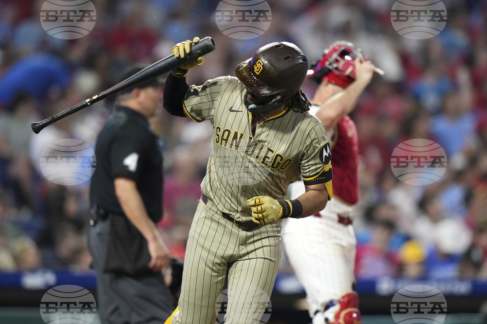 Padres Phillies Baseball