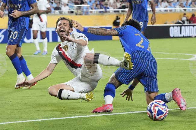 Бернардо Силва: "Много сме разочаровани, имахме големи амбиции"