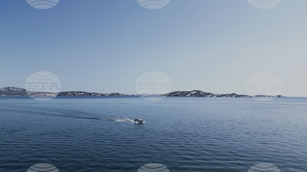 Един човек загина, след като самолет, излетял от Канада, се разби в Гренландия