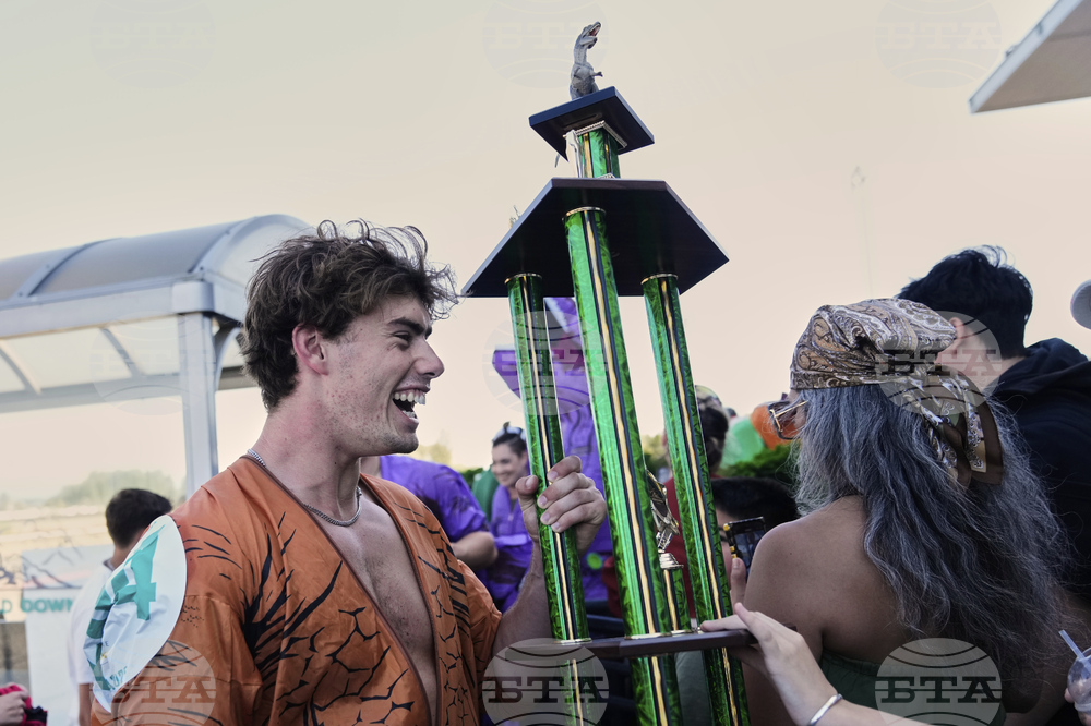 T-Rex Races