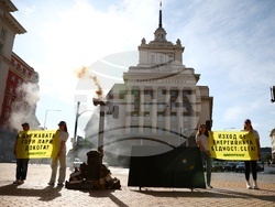 Министерски съвет - „Грийнпийс“ - акция
