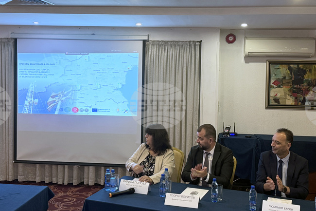 В 16 областни града ще бъдат подменени над 900 сирени