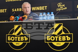 Пловдив - Футбол - Представяне на новият треньор - Николай Киров