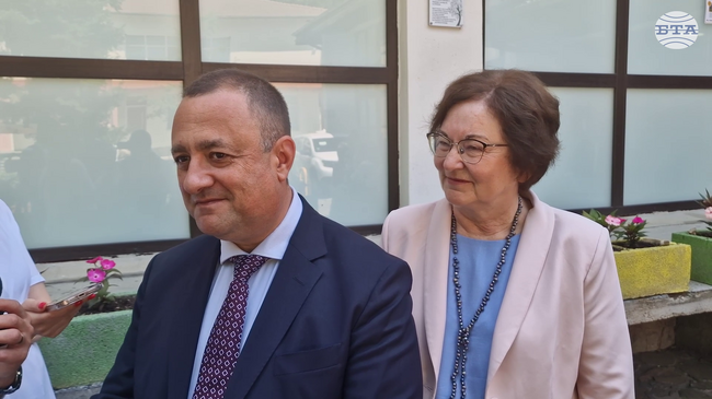 Тунелите "Правешки ханове" и "Топли дол" ще бъдат отворени на 18 юли, съобщи регионалният министър Иван Иванов