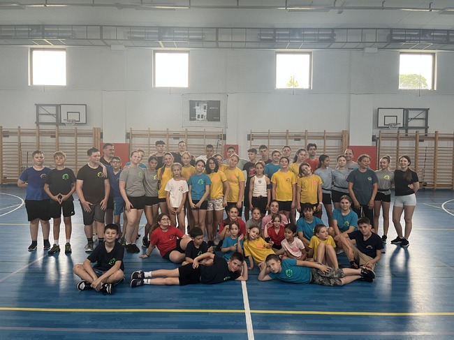 Фолклорен лагер се състоя от 25 до 29 юни във Фертьод, Унгария