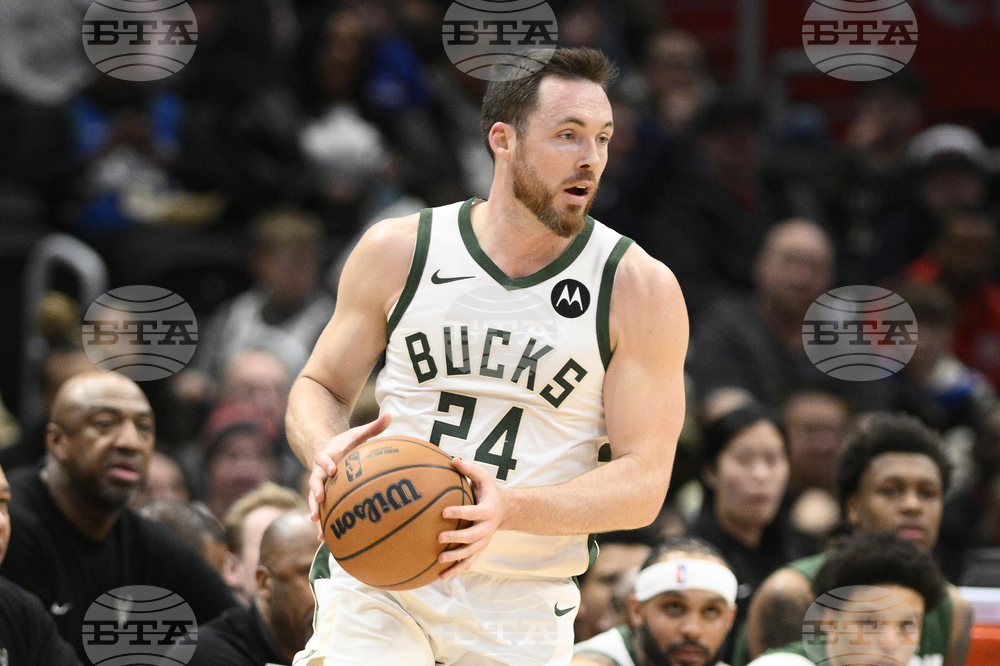 Bucks-Hornets Trade Basketball