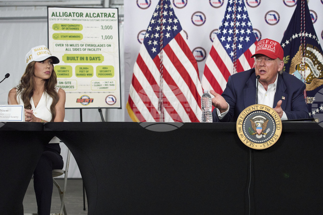 Администрацията на САЩ е обвинена, че крие гладна стачка в затвор за мигранти