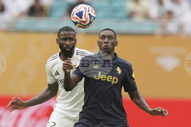 Ювентус иска да си върне Рандал Коло Муани, готви се размяна с ПСЖ за Джонатан Дейвид