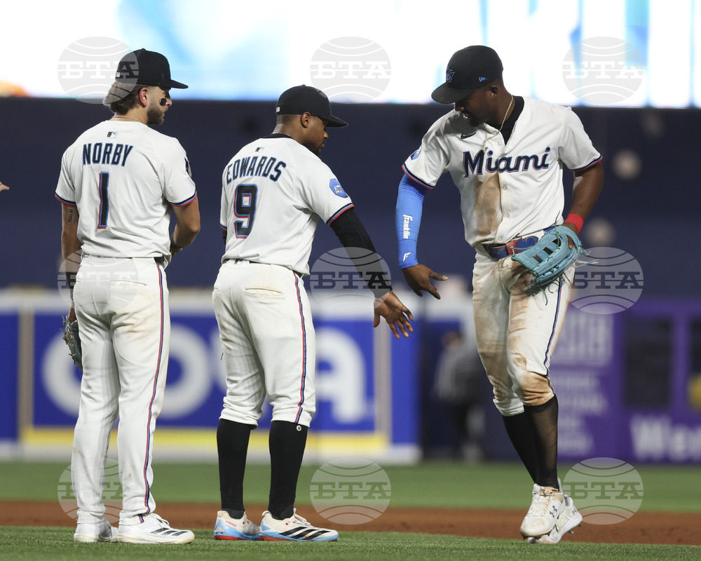 Twins Marlins Baseball