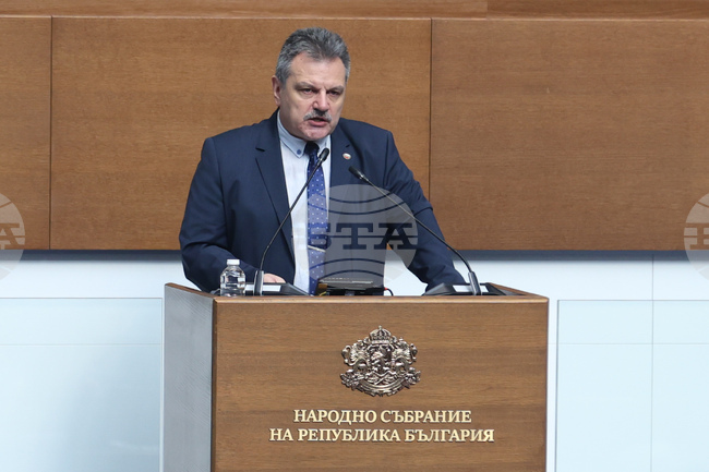 ПП-ДБ призоваха Тошко Йорданов да подаде оставка като председател на комисията по култура заради негови думи към лекари специализанти 