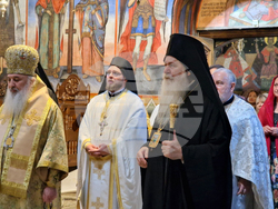 Бачковски манастир - патриарх Даниил - литургия