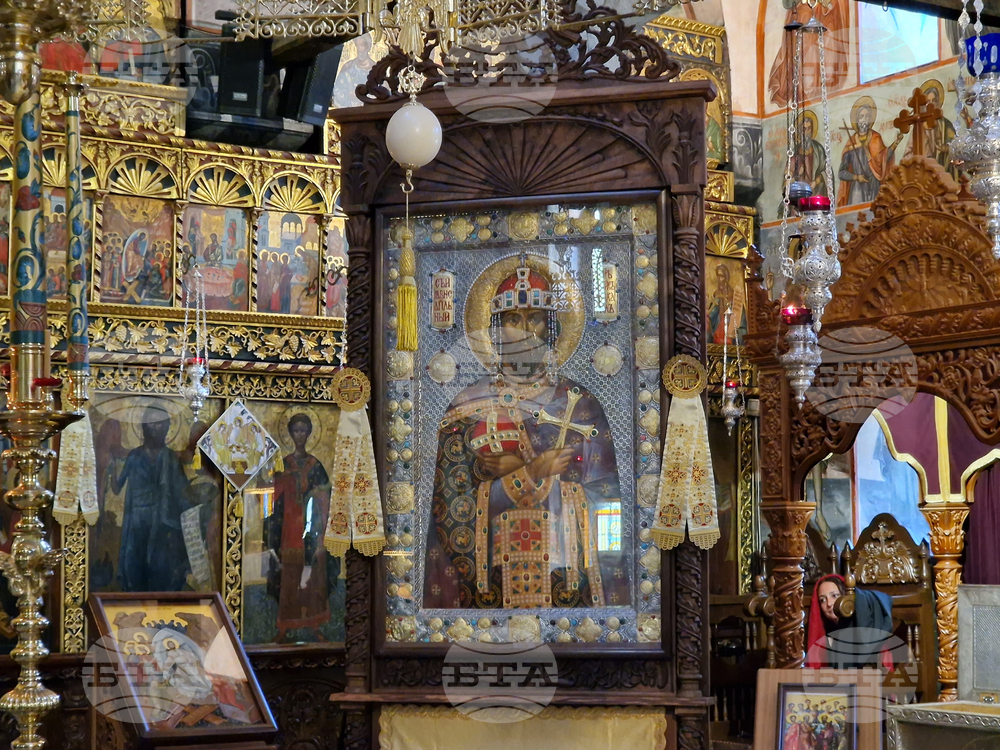 Бачковски манастир - патриарх Даниил - литургия