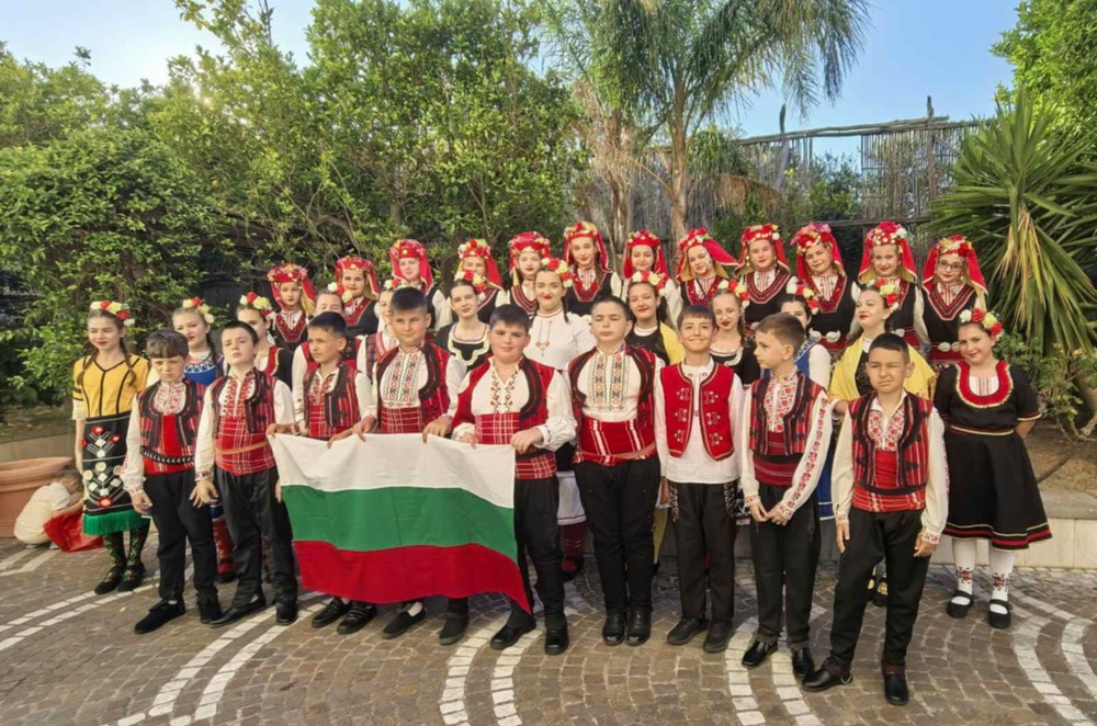 Шуменският детски танцов ансамбъл „Пъргавелче“ представи България на Международния фолклорен фестивал в Соренто
