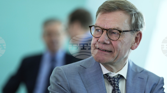 Германският външен министър Йохан Вадефул призова за бързо формиране на правителство в Косово по време на посещение в Прищина