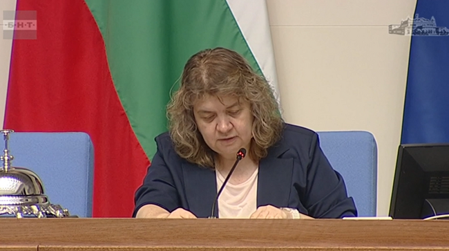 Мюмюн Мюмюн от „Алианс за права и свободи“ напуска парламентарната група, съобщи Наталия Киселова