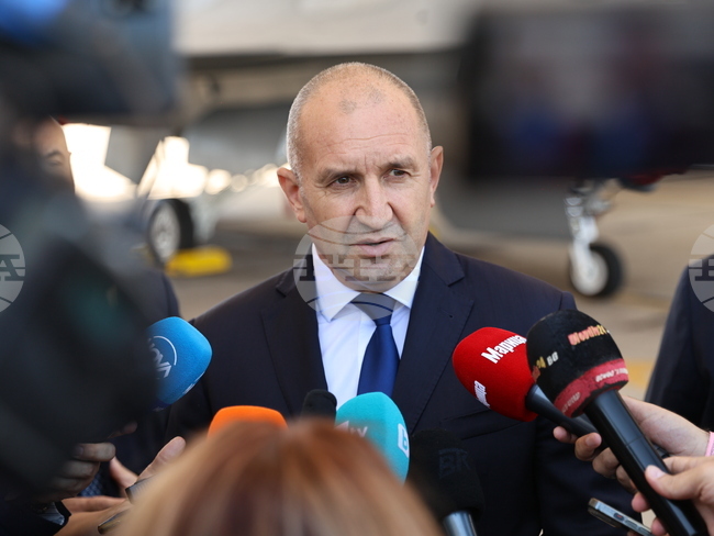 За ясна визия какво правим с финансите и икономиката на страната настоя президентът Румен Радев 