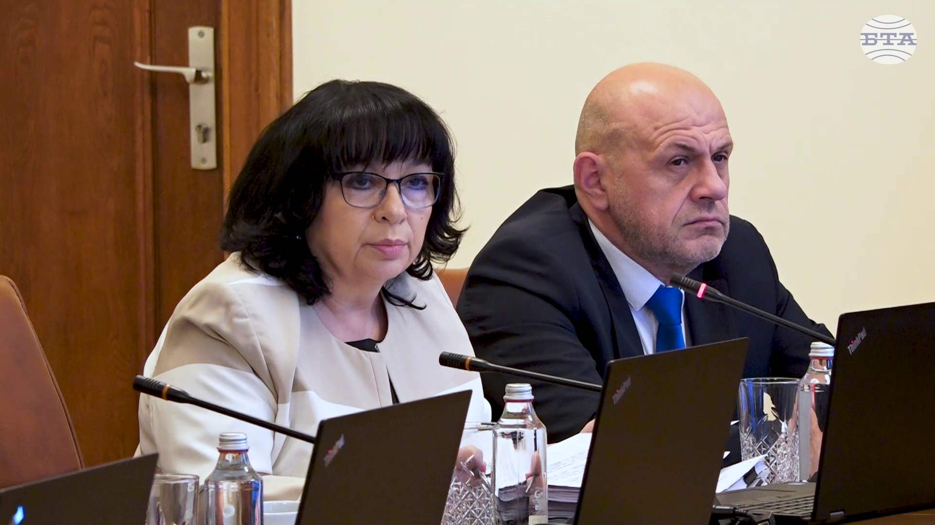 Приходите в бюджета нарастват с 3,2 млрд. лв. или 11,5% спрямо същия период на миналата година, каза финансовият министър Теменужка Петкова