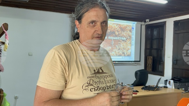 Деца от Търговище се запознават със занаята дърворезба в инициатива на Регионалния исторически музей в града