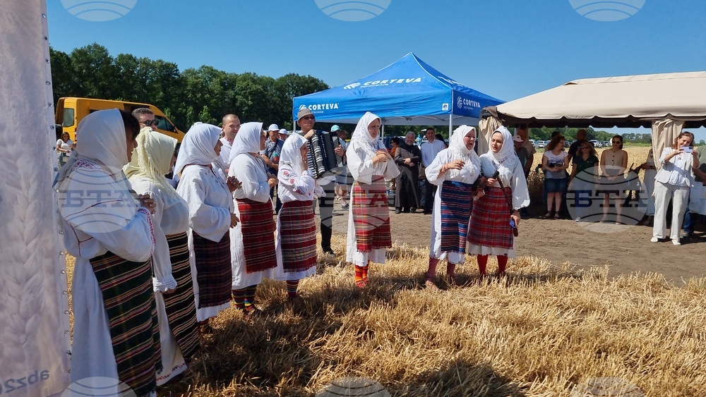 Генерал Тошево - жътвена кампания - начало