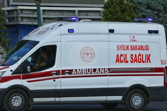 Над 90 души се натровиха с храна по време на сватба в турския град Кастамону 