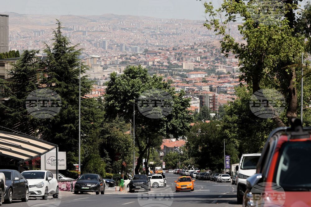 Градският транспорт по линиите на метрото в Истанбул, Анкара и Измир ще бъде безплатен на 15 юли по случай официалния празник на страната