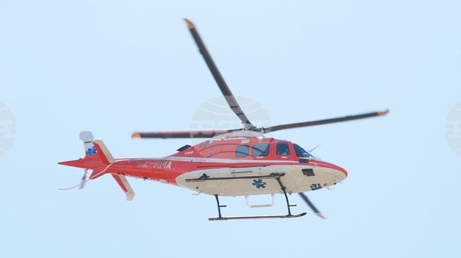 Две паралелни мисии на Центъра за спешна медицинска помощ по въздуха реализираха екипите на оперативните бази в Сливен и София