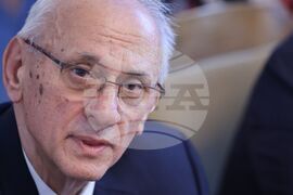 Парламент - кръгла маса - млади лекари - заплащане