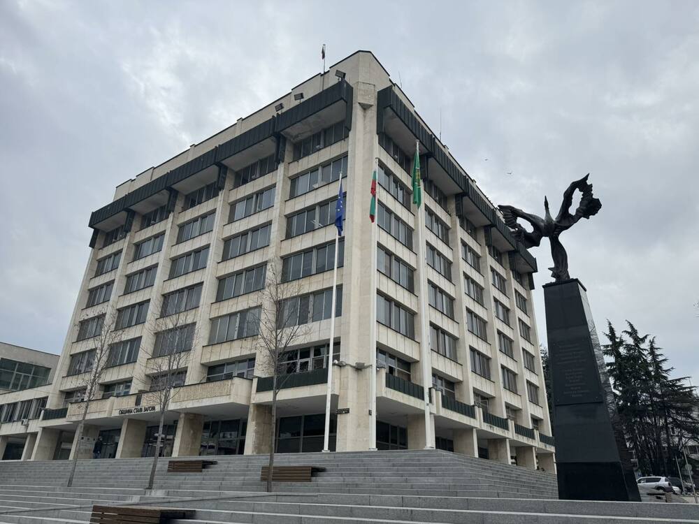 Глобиха жени за просия в центъра на Стара Загора, както и търговци без разрешителни, продавали на тротоара