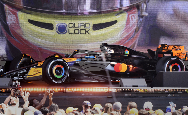 Световният шампион при конструкторите във Формула 1 Макларън представи болида си за новия сезон