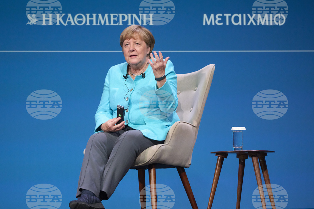 Меркел в Атина: Като дете се качвах на Пирин и гледах Гърция