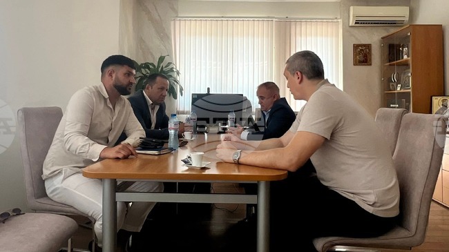 В Сандански се състоя последната изнесена приемна на областния управител Георги Динев