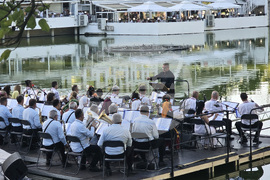 Добрич - „Добрич АРТ" - спектакъл