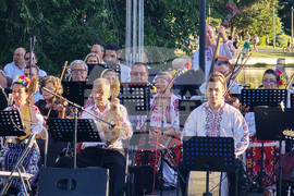 Добрич - „Добрич АРТ" - спектакъл