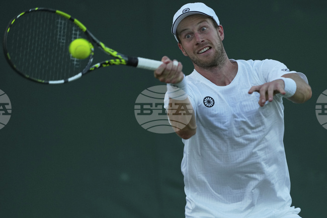 Нидерландецът Ботик ван де Зандсхулп се класира за финала на турнира по тенис в Уинстън-Сейлъм 