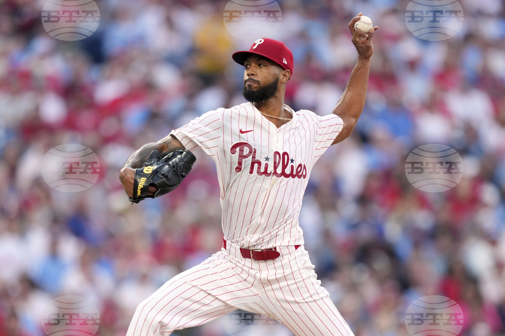 Padres Phillies Baseball