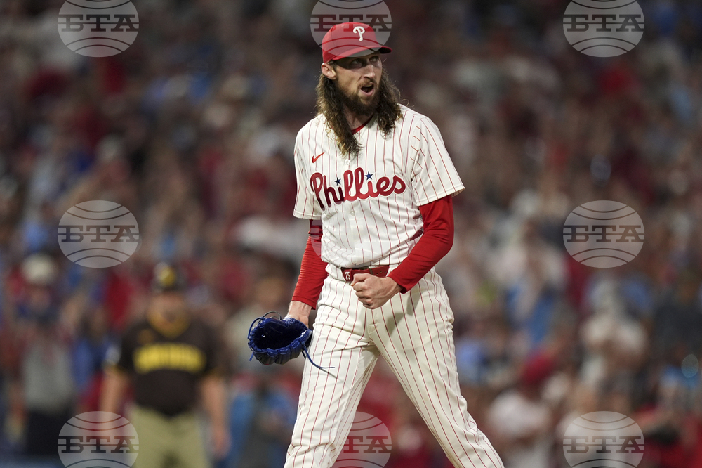 Padres Phillies Baseball