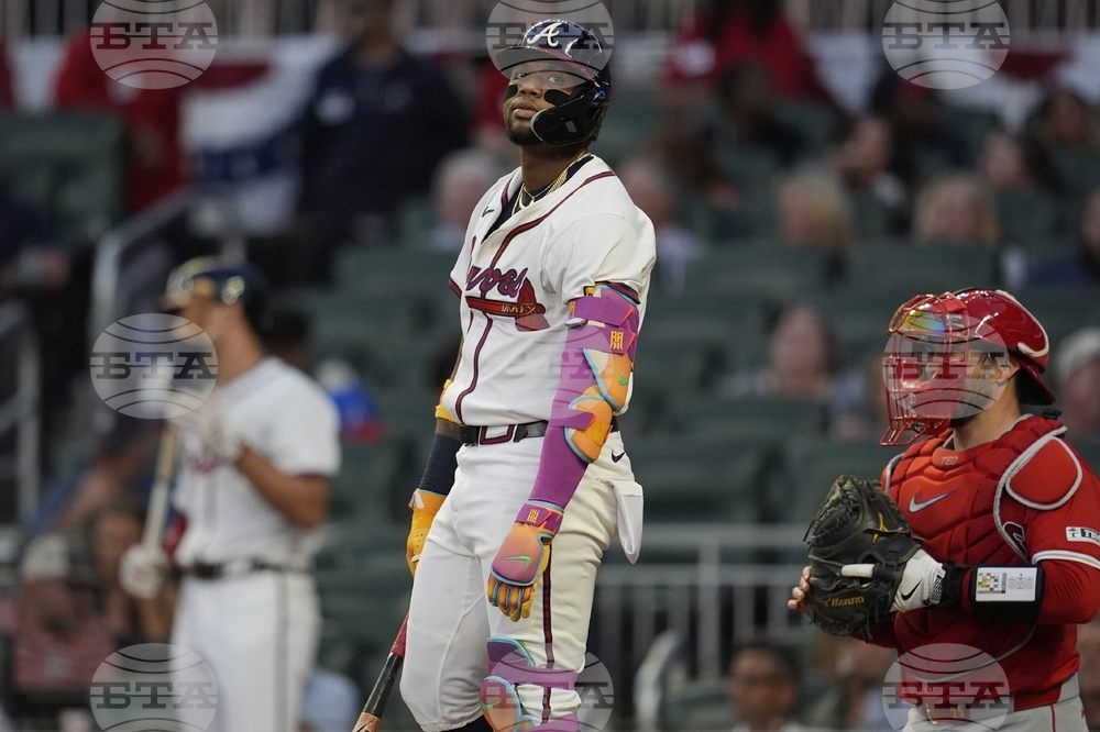 Angels Braves Baseball
