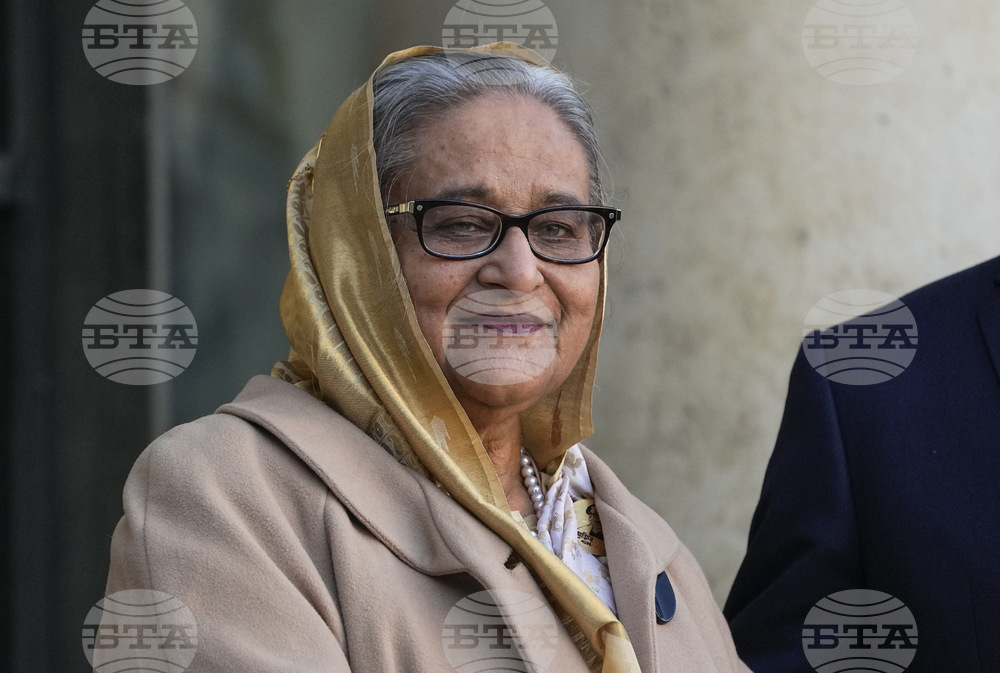 ПТИ: Индия заяви, че остава ангажирана с интересите на народа на Бангладеш, след като отстранената премиерка Шейх Хасина бе осъдена на смърт