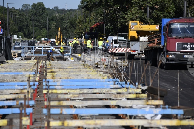 За седмица са установени 94 работници без трудови договори 