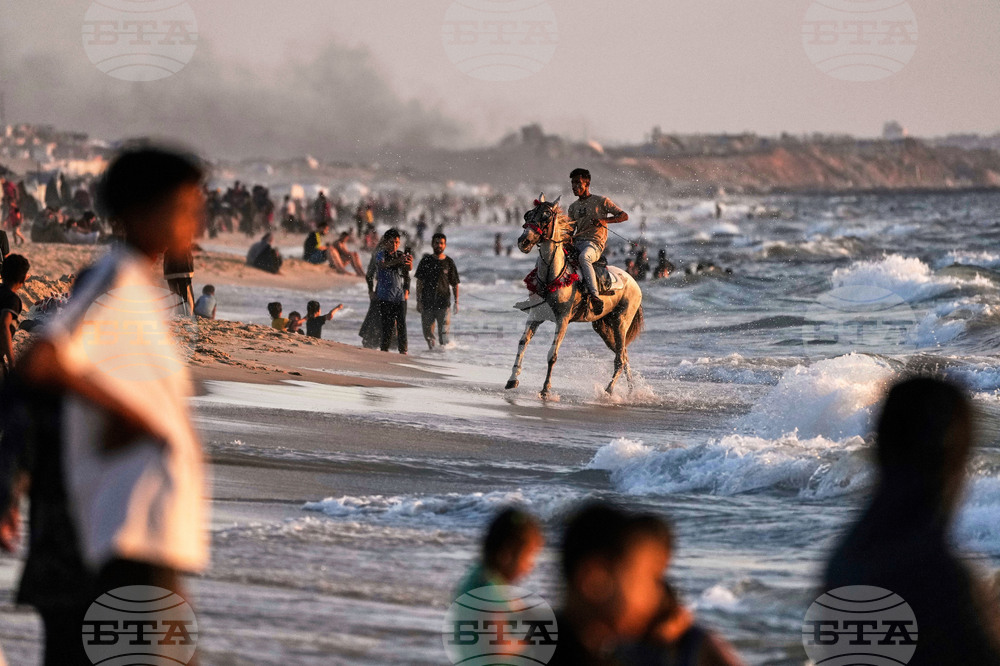 APTOPIX Mideast Wars Gaza Heat Wave
