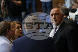 Парламент - вот на недоверие - дебати