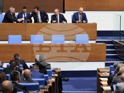 Парламент - вот на недоверие - дебати