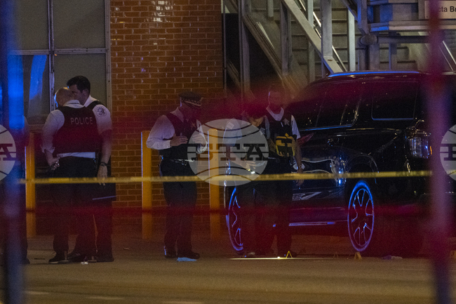 Пентагонът се готви да разположи военни в Чикаго за борба с престъпността, съобщи "Вашингтон пост"