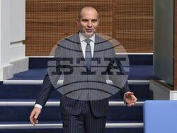 Парламент - вот на недоверие - дебати