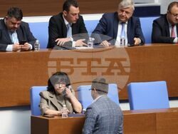 Парламент - вот на недоверие - дебати