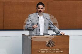 Парламент - вот на недоверие - дебати