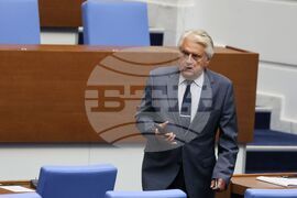 Парламент - вот на недоверие - дебати