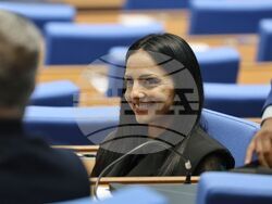 Парламент - вот на недоверие - дебати