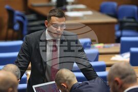 Парламент - вот на недоверие - дебати